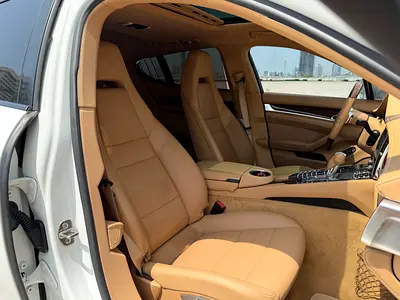 2013 Porsche PANAMERA — миниатюра 9