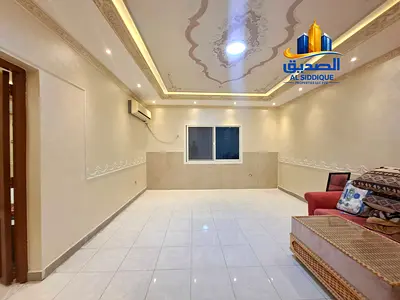 Spacious Near Kuwaiti hospital 5 BHK Villa Split ac Parking space just 75k