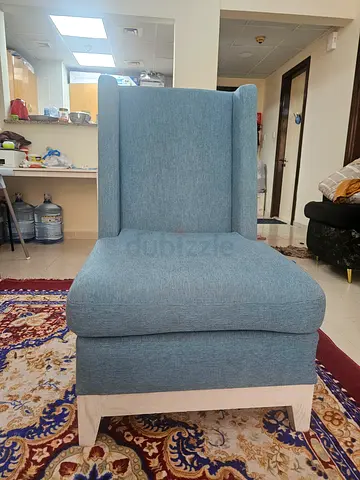Single couch for sale