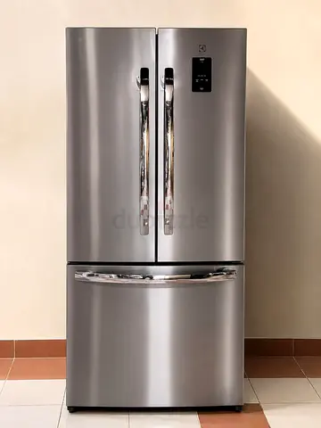 Electrolux Frost-Free Refrigerator – Model ERD5250LOU