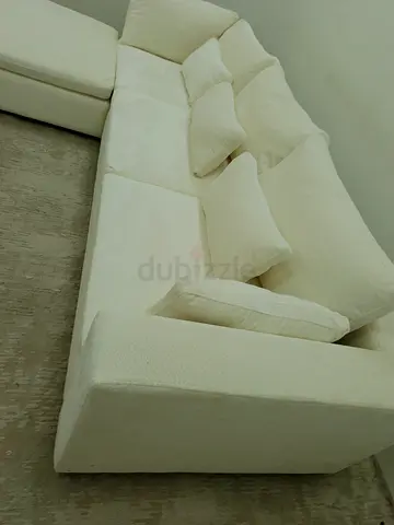 Perfect condition west elm white color sofa set