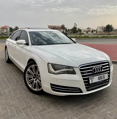 2011 AUDI A8 — миниатюра 3