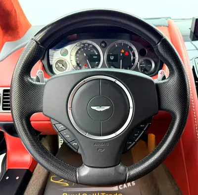2014 Aston Martin VANTAGE — фото 12