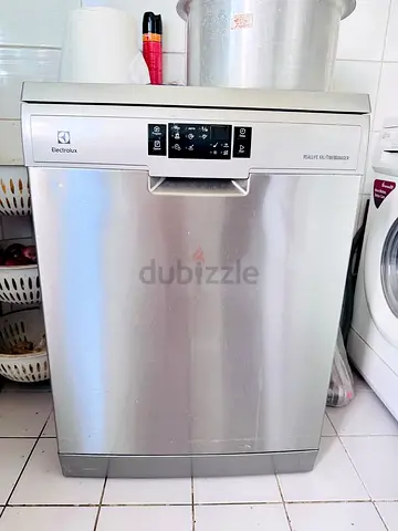 Electrolux RealLife XXL TimeManager Dishwasher – Stainless Steel | Excellent Performance