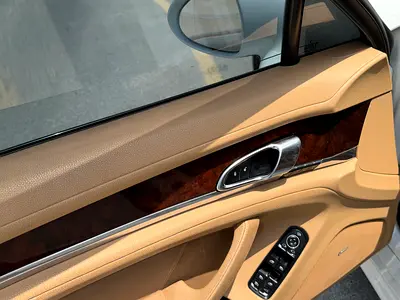 2013 Porsche PANAMERA — миниатюра 8