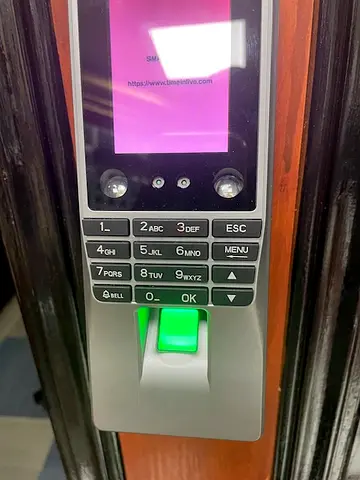 Complete Etisalat Office CCTV Cameras + Access Control System - only used 4months, for Sale.