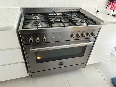 Bertazoni Italy New Model 5 Burner Full Gas Cooker stove 90cm