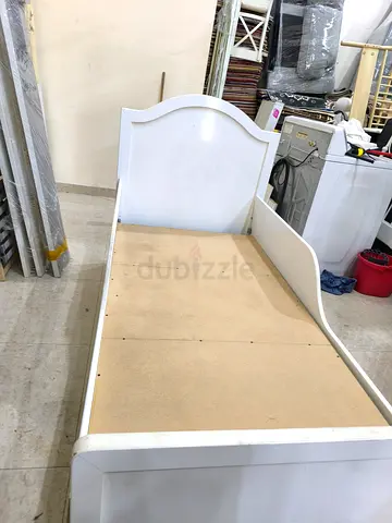 Kids Single white wooden bed frame with headboard (good condition)
