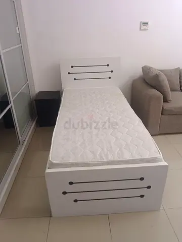 Spacious Executive Bed Space | Balcony | Near Dafza Metro | Bills Included | No Commission