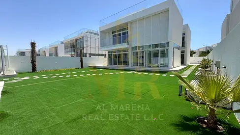 Villa in Al Zorah with partial golf course view, two floors and a roof with a swimming pool and garden, 10,500 sq ft, all-inclusive price