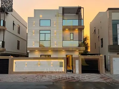 A villa with a price including registration, ownership fees and air conditioners on the main street, ready to move in, in the most prestigious areas o