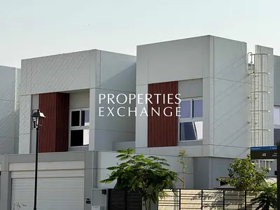 Furnished 4BR Villa | Amaranta 3 | Private Garden & Pool Access