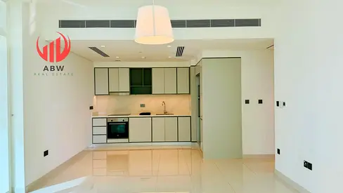 Elegant 2 Bedroom | Emaar Beachfront | Vacant
