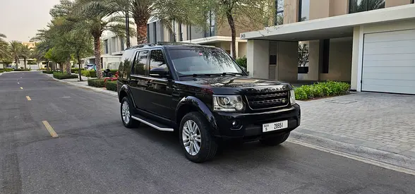 Land Rover LR4 HSE 2015 GCC Specs - Well Maintained Luxury SUV. NO ACCIDENT EXPAT FAMILY USED.