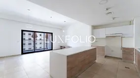 Available Now | Unfurnished | Community View