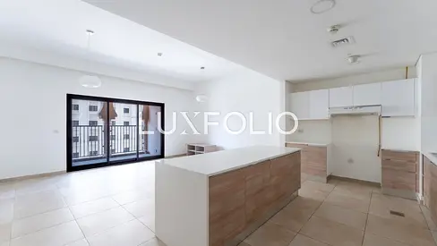 Available Now | Unfurnished | Community View