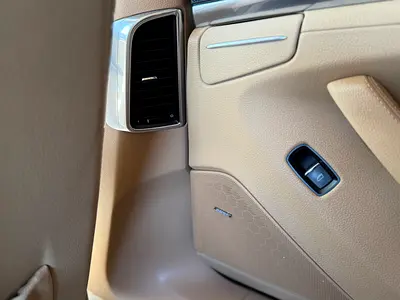 2013 Porsche PANAMERA — миниатюра 18