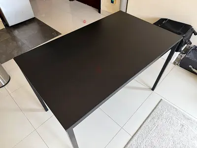 Ikea Table - Good condition - Easy to move