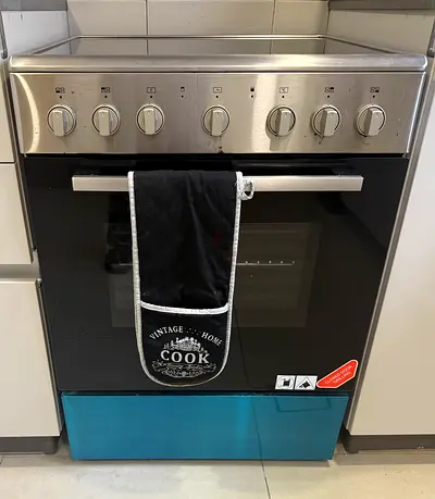 Midea Electric Cooker with Oven and Ceramic Hob