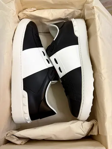 Valentino sneakers (42)
