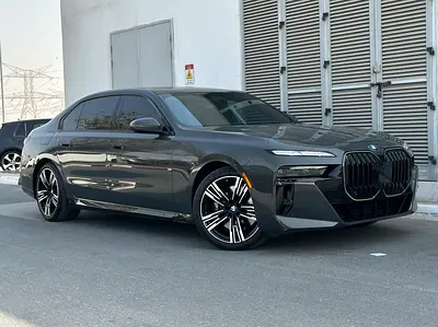 2024 BMW 760Li – CLEAN TITLE – CLEAN CARFAX