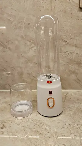 Portable Personal Blender / Smoothie Maker - White, Compact