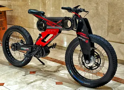 High Class SUV Carbon E-Bike - Moto Parilla 2.0