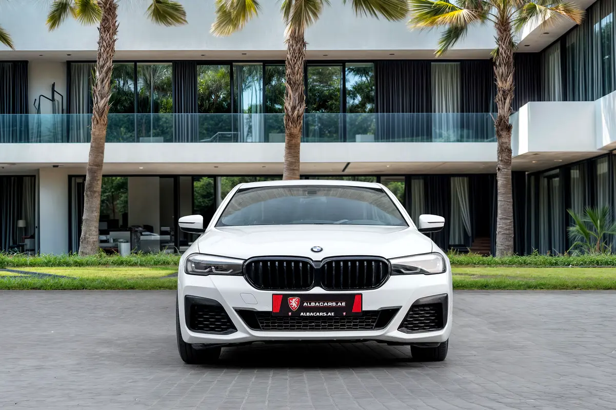 BMW 5-Series 2023