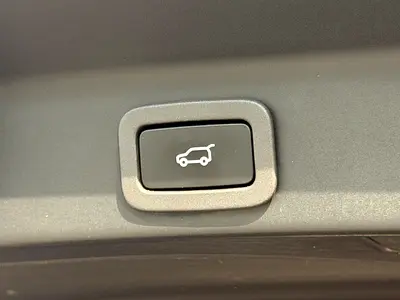 صورة مصغرة 19 لـ 2018 Jaguar F-PACE
