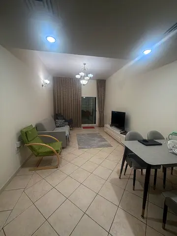 Fully furnished 1 BHK near Mall of Emirates and insurance market metro on monthly rent for family