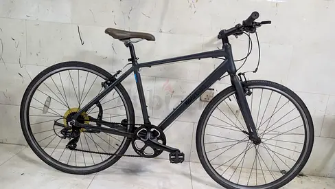 Used Hybrid/City Aluminum Bike - Good Working Condition, 28-inch Wheels