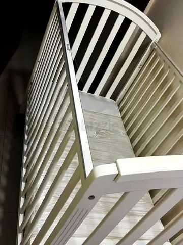 White Wooden Baby Crib - Good Condition