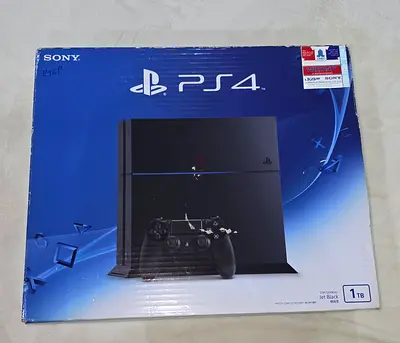 Original PlayStation 4 1TB Jet Black Box  Manuals