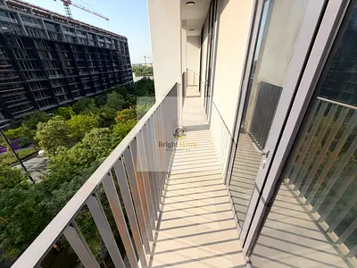 MASSIVE SIZE APARTMENT WITH LARGE BALCONY MORDEN LAYOUT AT PRIME LOCATION