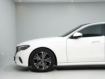 Mercedes-Benz E-Class E 200, миниатюра 3