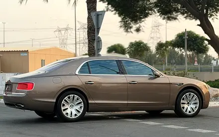 2014 Bentley FLYING SPUR — миниатюра 5