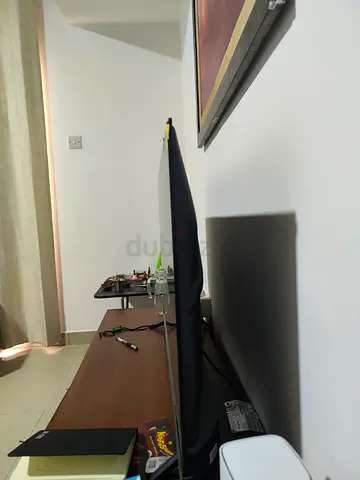 Slim 43 inch LED TV - Good working condition like a brand new