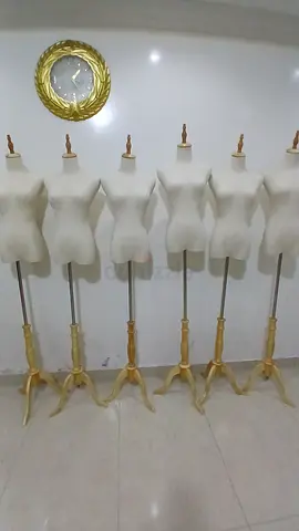 Mannequin stand