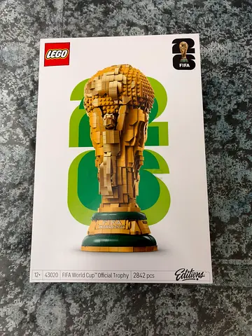 LEGO 43202 FIFA World Cup Official Trophy - 2842 pcs, New in Box
