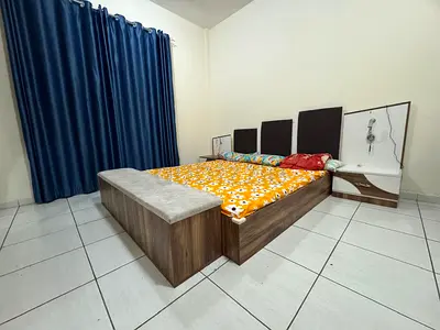 Sharing room available for couple or working women for monthly rent