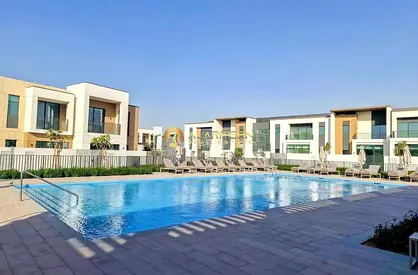 Luxury Townhouse - Mid Community - Ready to Move