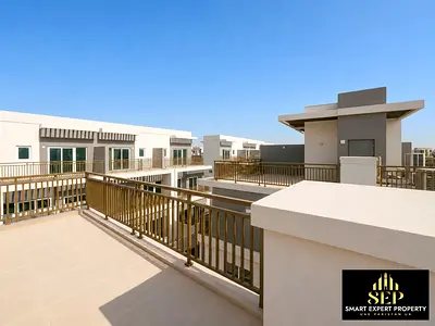 Brand New | Private Rooftop | Family Home