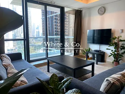 Full Lake View |Fully Furnished| Open Plan