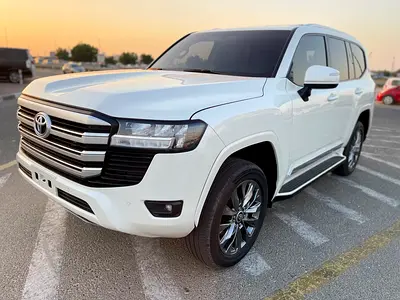 TOYOTA LAND CRUISER 2022 GXR TWIN TURBO DIESEL 3.3L GCC SPECS