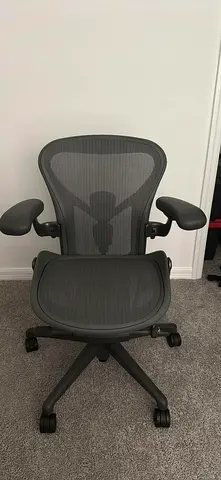 HERMAN MILLER AERON REMASTERED SIZE B FULLY LOADED