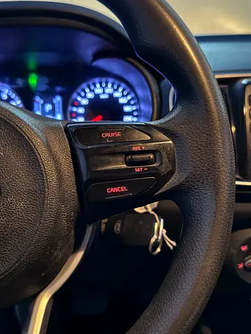 2020 KIA PEGAS thumbnail 11