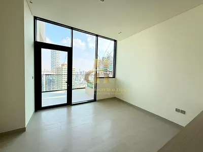 Premium | With Pool + Store | Luxury living