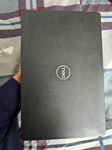 Touch and type Dell laptop latitude I7 10 7410 16/512 - good working condition