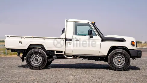 صورة 3 لـ 2026 Toyota LAND CRUISER 70 SERIES