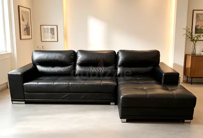 Black leather L-shape sofa with chaise - Good condition